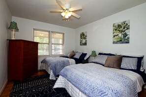 3 bedrooms, WiFi, bed sheets