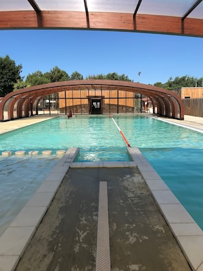 Innenpool, Außenpool