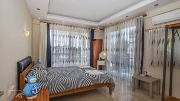 4 Schlafzimmer, Bügeleisen/Bügelbrett, Reisekinderbett, kostenloses WLAN
