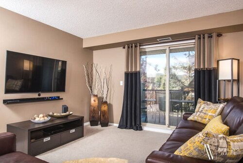 Classy Comfort | Outdoor Pool/Hot Tub | PS3 | Gym