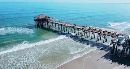 The Oceanlena - Luxury beach home, with direct beach access to famous Pier