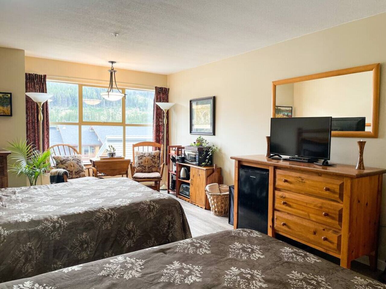 Bureau, Wi-Fi gratuit, draps fournis