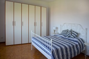 2 Schlafzimmer, WLAN