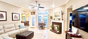 Smart TV, books, video library - Superb,Pet friendly. Big Backyard on Greenbelt. HEB Center. ATX Kalahari,183  (Leander)