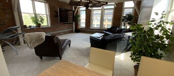 Heart of The Old Market Sunburst Penthouse!!!