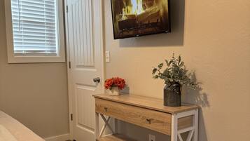 2 chambres, fer et planche Ă repasser, Wi-Fi gratuit, draps fournis