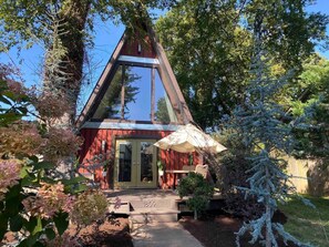 Exterior - Peace Teepee - Walk to Shelby Park & local shops! (Nashville)