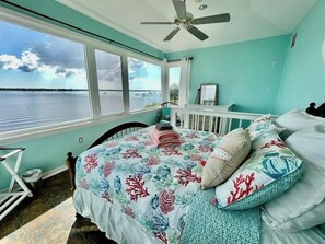 4 chambres, fer et planche à repasser, Wi-Fi gratuit, draps fournis