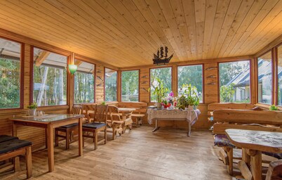 2 bedroom stunning home in Oslonka