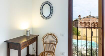 2 bedroom amazing home in Orentano