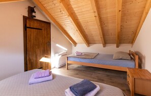 2 habitaciones, wifi gratis y ropa de cama 