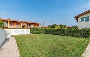 Exterior - Pet friendly apartment (Puegnago sul Garda)