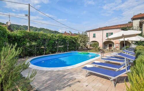 Cozy home in Castagnetoli