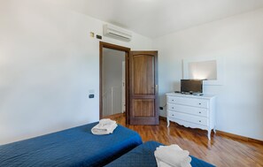 2 soverom, wi-fi (inkludert) og sengetøy