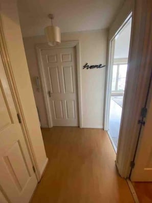 Apartment | 2 Schlafzimmer, kostenloses WLAN, Bettwäsche