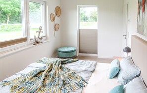 3 Schlafzimmer, Reisekinderbett, kostenloses WLAN, Bettwäsche