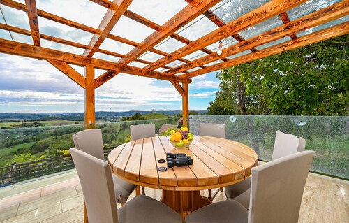 Lovely home in Visoko with sauna