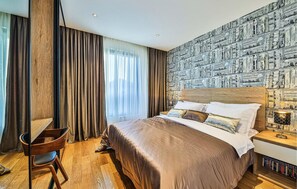 4 bedrooms, in-room safe, iron/ironing board, travel crib