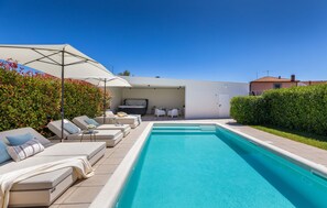 Pool - Gorgeous home in Pula (Pula)