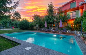 Pool - 4 bedroom gorgeous home in Grubine (Grubine)