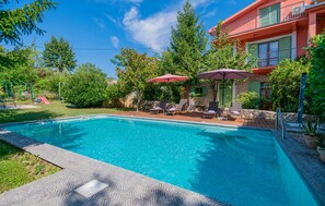 Pool - 4 bedroom gorgeous home in Grubine (Grubine)
