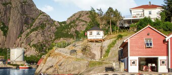 Lovely home in Hauge i Dalane with WiFi