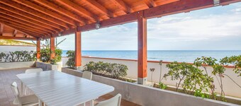 Beautiful home in Pozzallo with WiFi