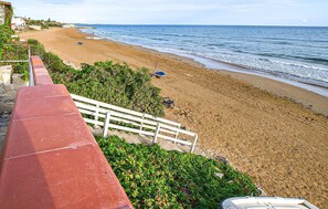 Beach nearby, fishing - Nice home in Pozzallo with house a panoramic view (Pozzallo)