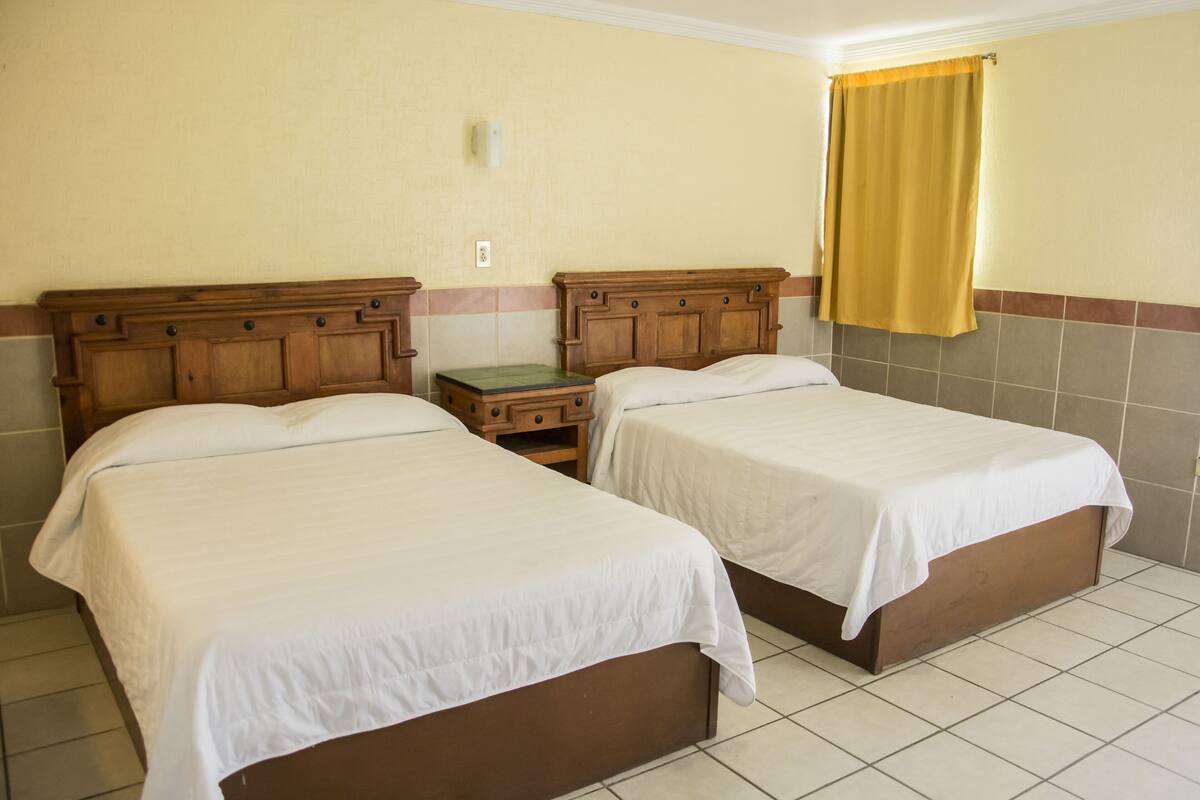 Double Room | Free WiFi, bed sheets
