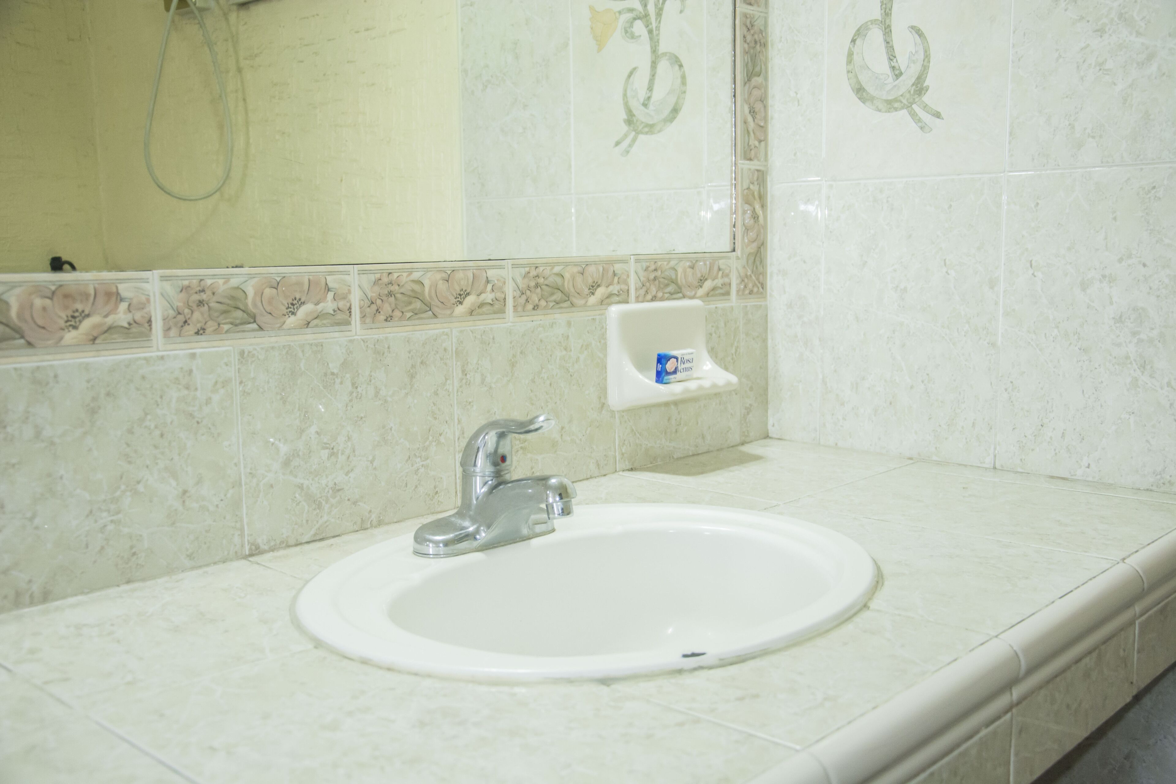 雙人房 | 免費無線上網、床單