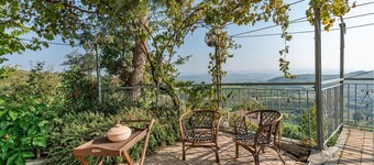 2 bedroom awesome home in Priocca
