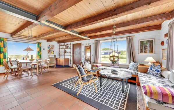 TV, fireplace - 2 bedroom lovely home in Hvide Sande (Hvide Sande)