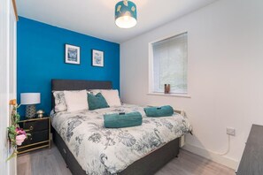 3 bedrooms, WiFi - Forest View Apartment with private balcony- Southampton (Southampton)