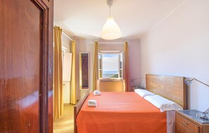 5 bedrooms, free WiFi