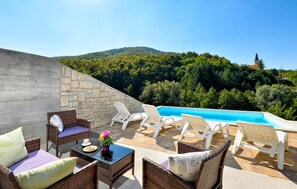 A heated pool - Awesome home in Poljanica Bistranska (Poljanica Bistranska)