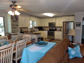 Interior - 2026 Master’s Rental, Clark’s Hill Lake, Wildwood Park, Disk Golf, Pine Knoll (Appling)