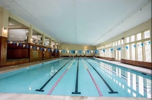Piscine intérieure, piscine chauffée