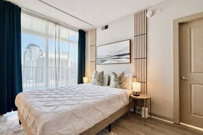 2 Schlafzimmer, Schreibtisch, Bügeleisen/Bügelbrett, kostenloses WLAN