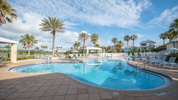 Condo (3 Bedrooms) | Servicio de la propiedad