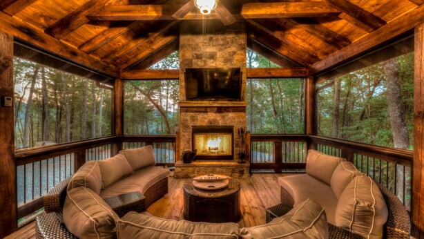 Living room - Amore on the Ridge by Escape to Blue Ridge (Cherry Log)