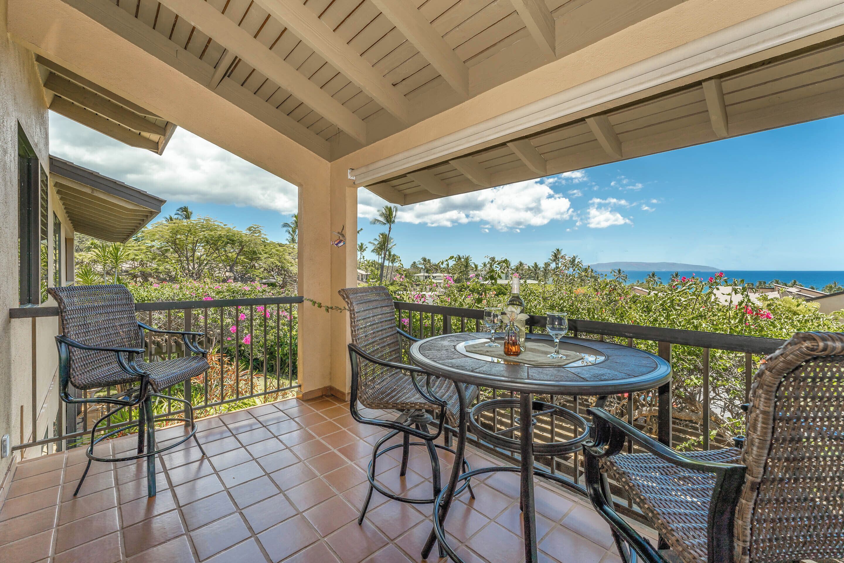 คอนโด (#17E - No Pets) | รับประทานอาหารกลางแจ้ง