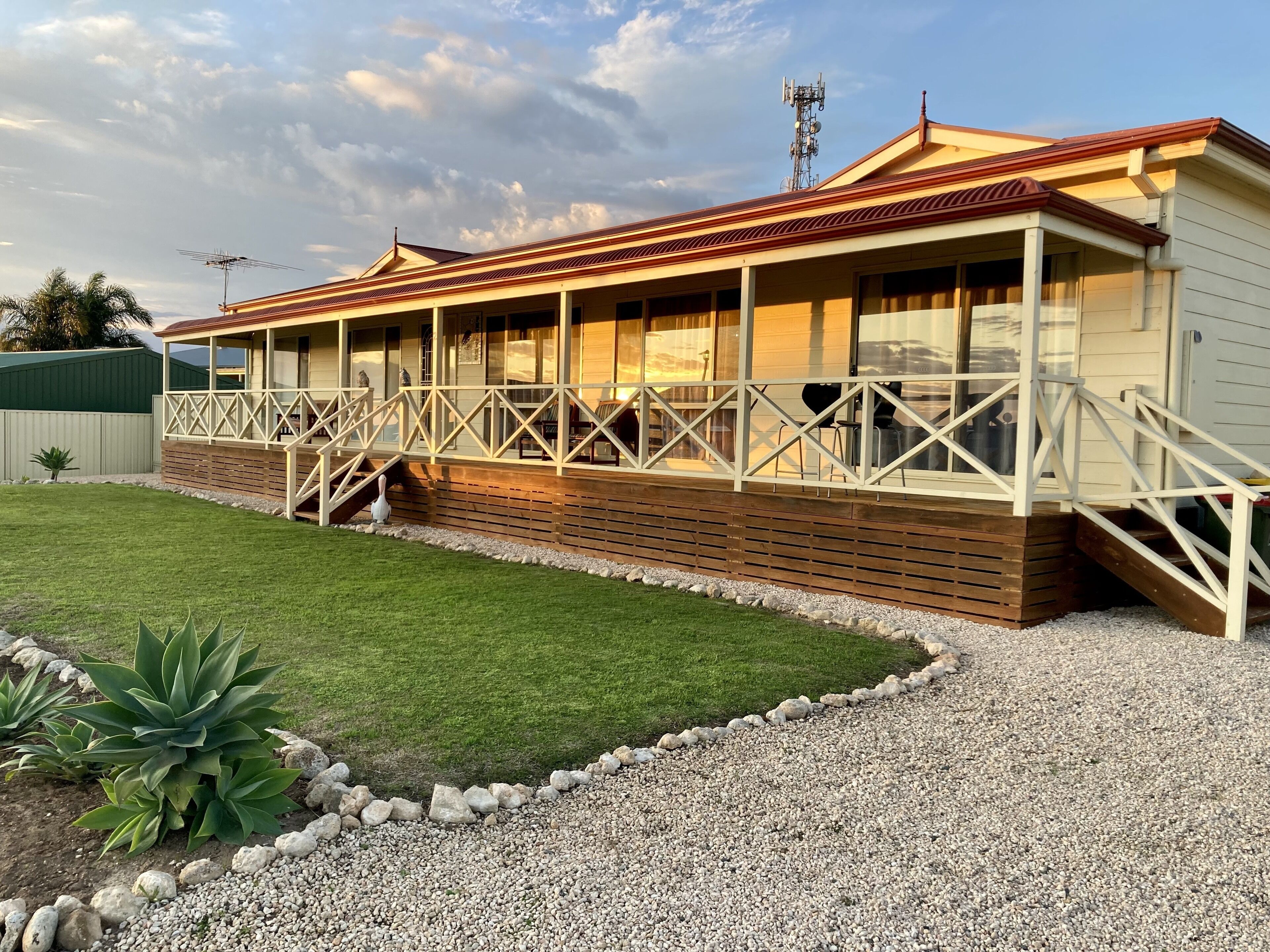 Phylyns on Seacliff Road — image 27