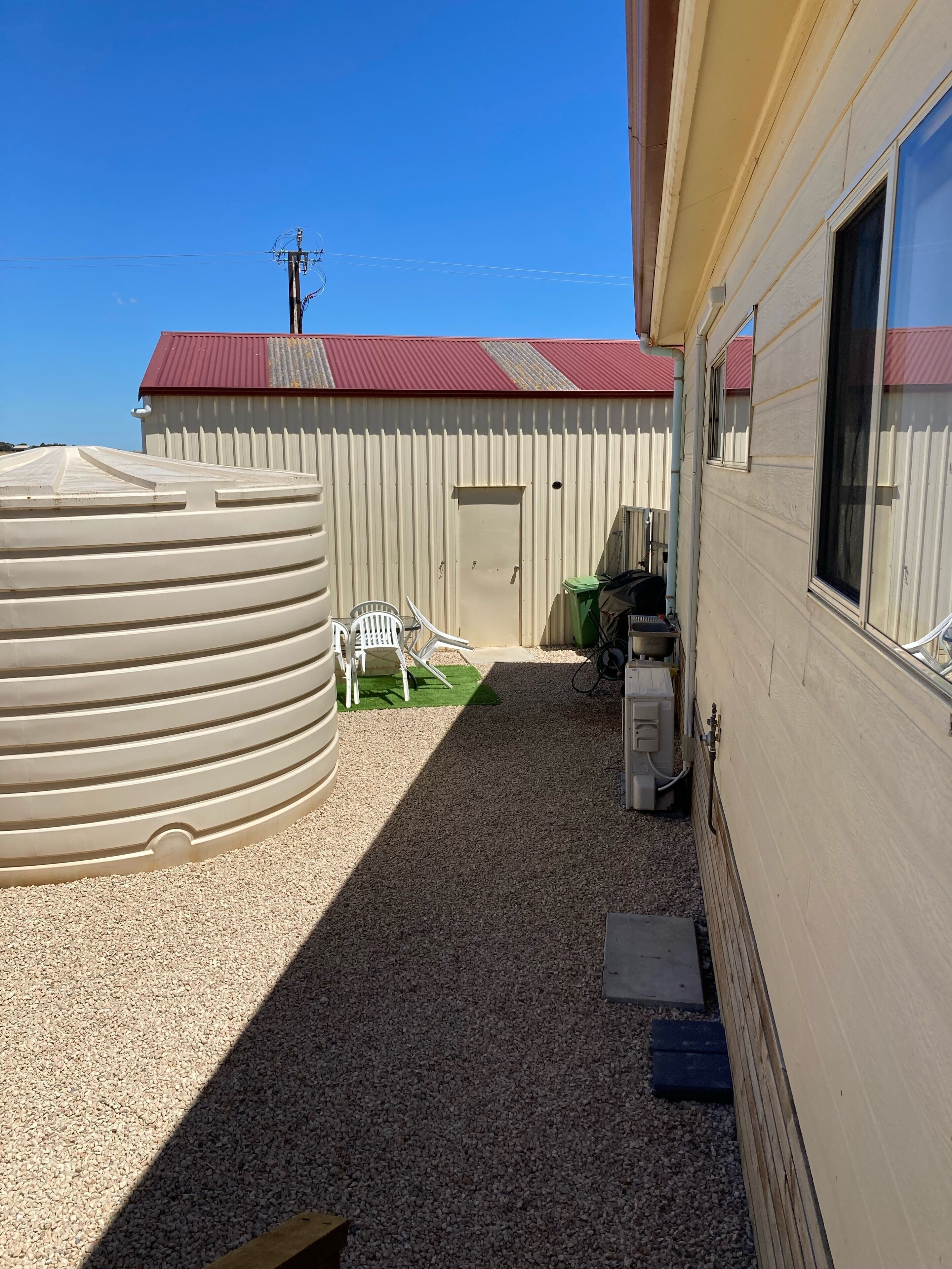 Phylyns on Seacliff Road — image 4