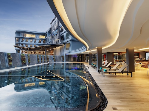 The Oceanic Sportel Phuket - SHA Extra Plus