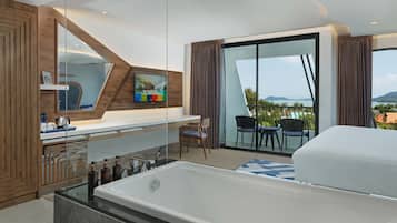 Grand Deluxe Sea-Facing King | View from room