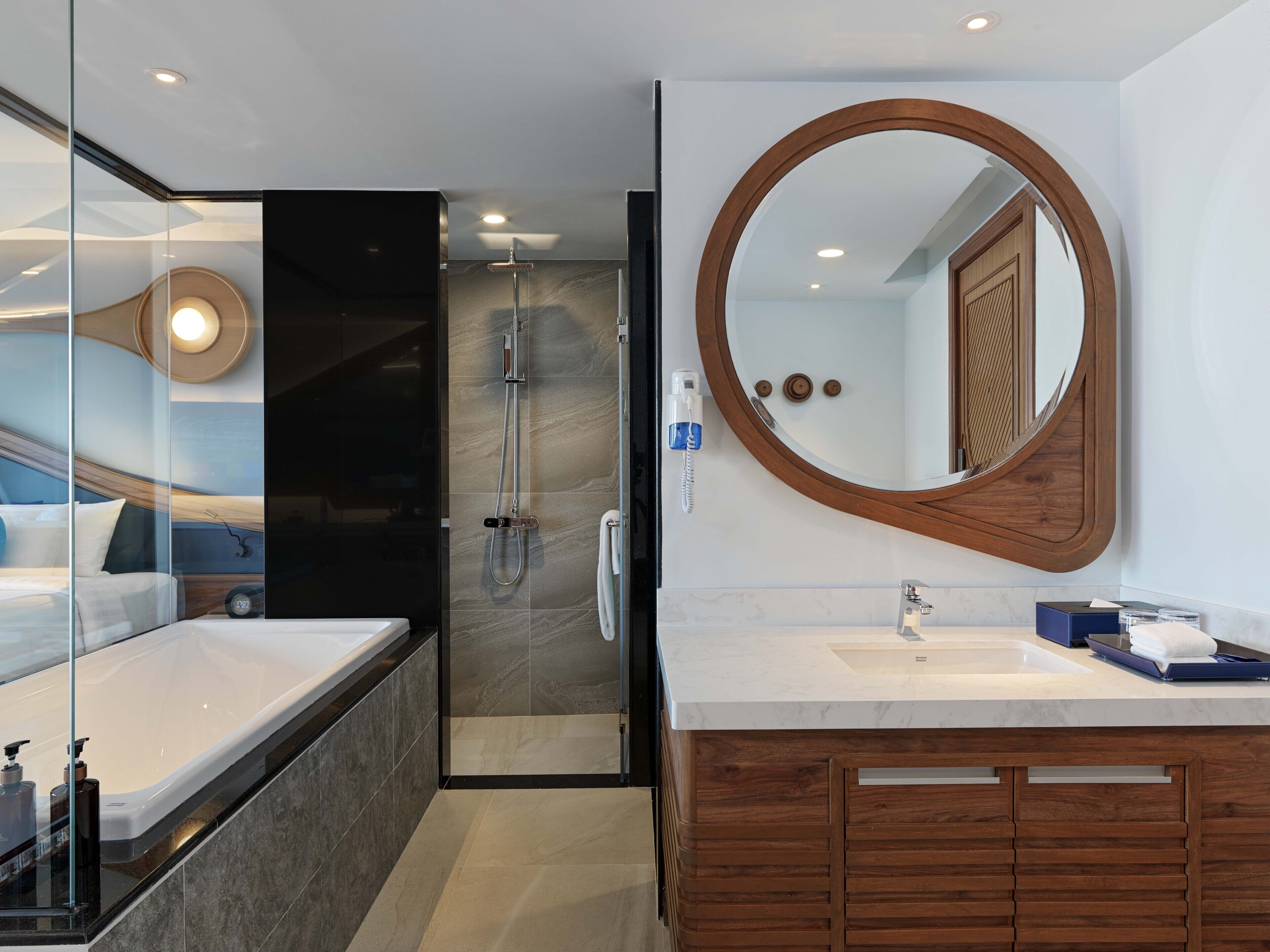 Foto - The Oceanic Sportel Phuket - SHA Extra Plus