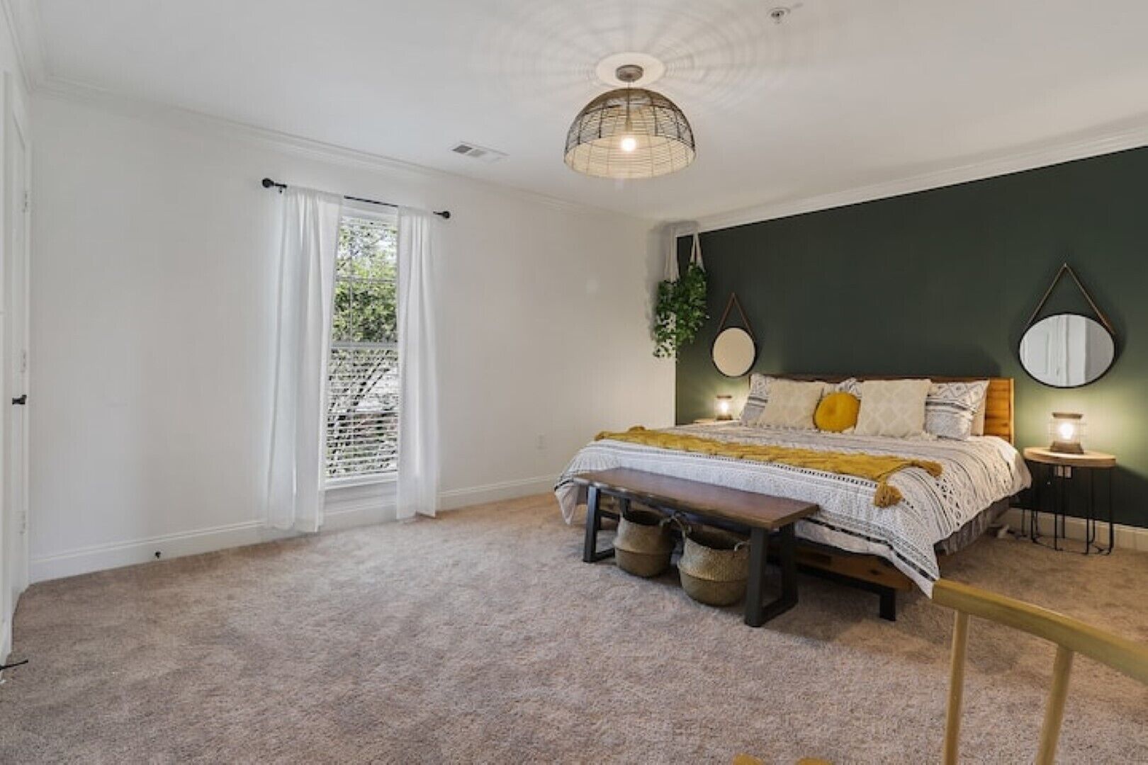 3 quartos, escrivaninha, Wi-Fi de cortesia, roupa de cama