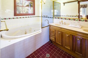 House | Bathroom