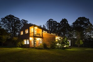 Fachada da propriedade