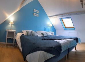 5 Schlafzimmer, Bügeleisen/Bügelbrett, Reisekinderbett, kostenloses WLAN